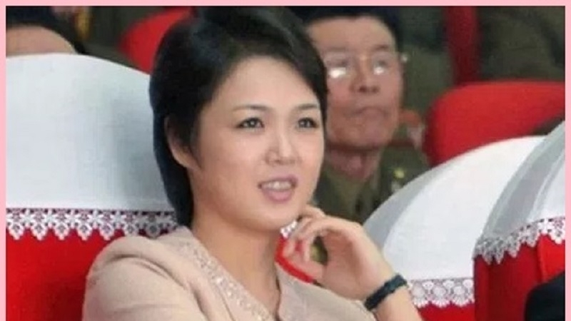 北朝鮮「虐殺された芸術団」の美人歌手が生きて帰って来た