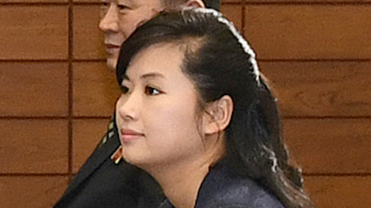 金正恩氏の「親密美女」が異例の出世…中央省庁の次官級に
